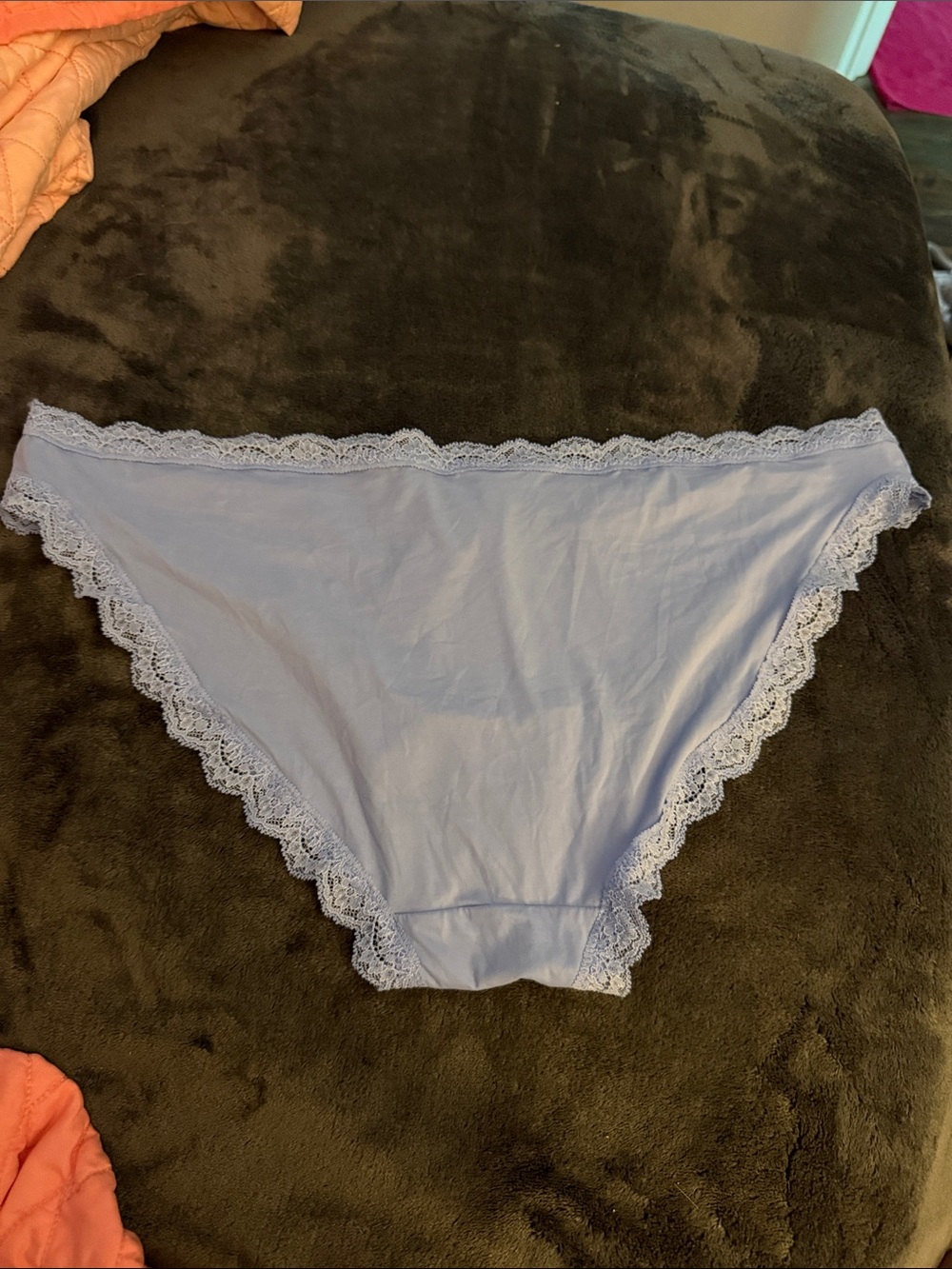 Victoria's Secret Lace-Trim Bikini Panty - Picture 2 of 3